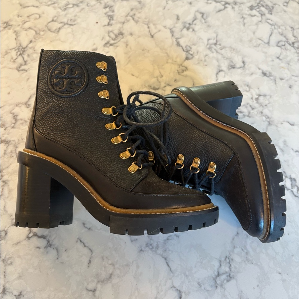 Women’s Tory Burch Black and Gold Lace Up Boots Size US6
